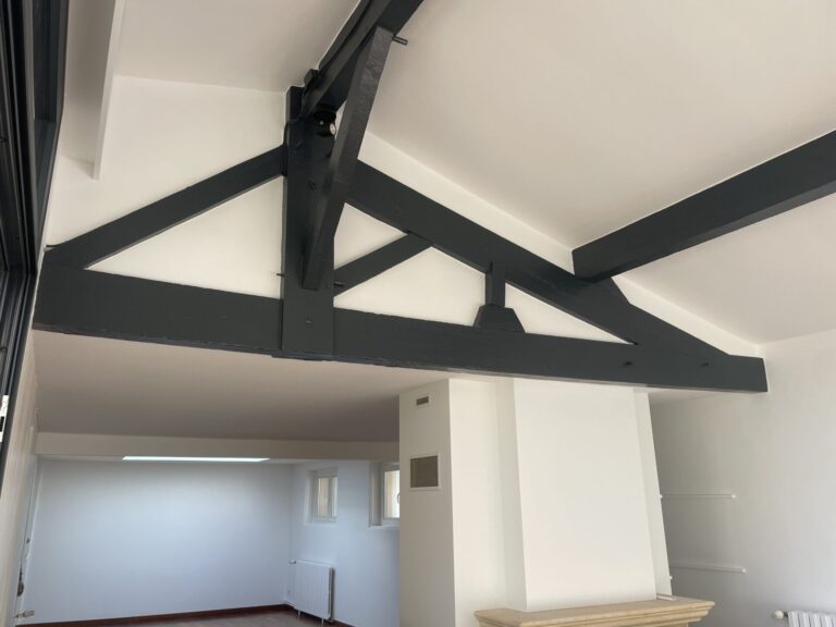 NCHEMINEAU-REFECTION-PLAFOND-MURS-POUTRE-BORDEAUX